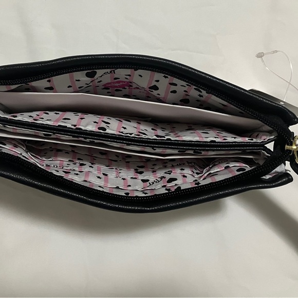 Betsey Johnson wristlet - Picture 2 of 2